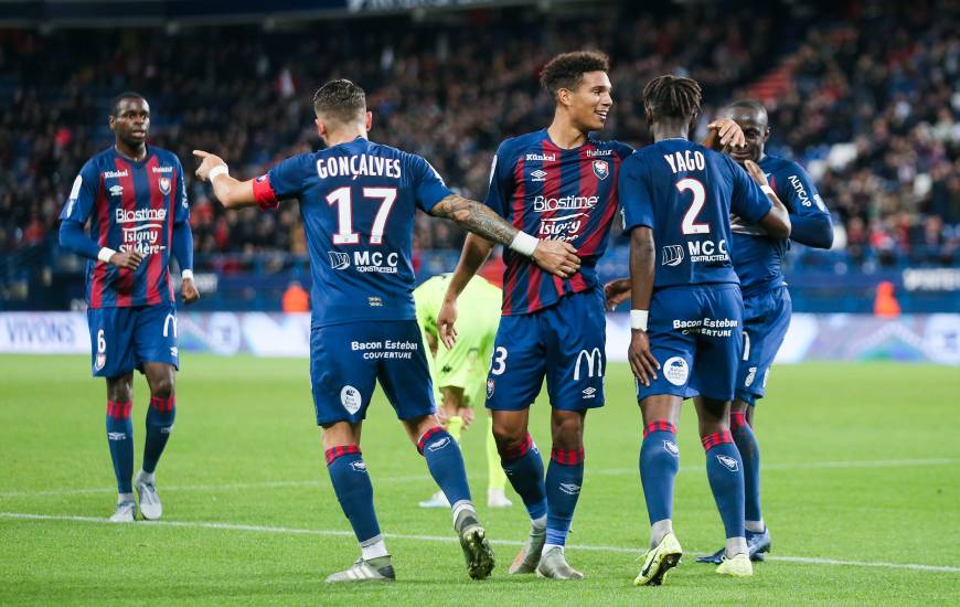 Les Caennais ont réussi à ouvrir le score en première période après un bon travail de Steeve Yago sur la droite