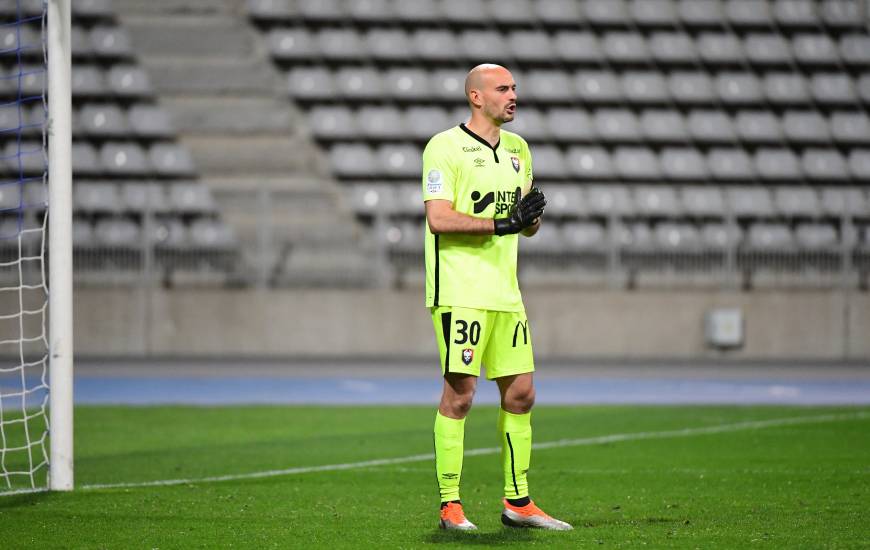 Rémy Riou a dû s'incliner à deux reprises ce soir sur la pelouse du FC Lorient (J20 - L2)