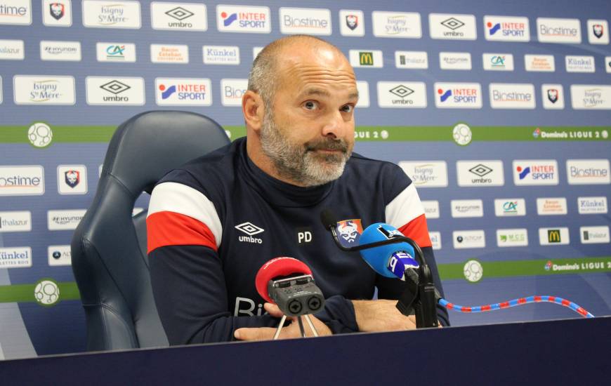 Pascal Dupraz dirigera demain son troisième match à la tête du Stade Malherbe Caen face au Paris FC