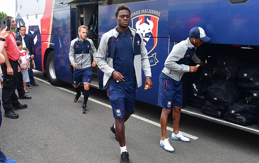 Après trois saisons sous contrat avec le Stade Malherbe Caen, le club et Pape Sané ont décidé de rompre le contrat d'un commun accord