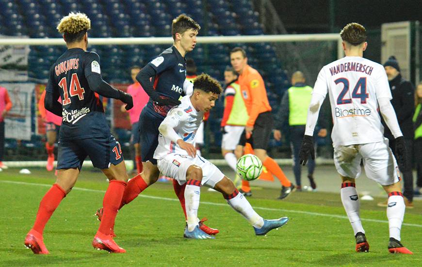 Nicholas Gioacchini a eu l'occasion de donner deux buts d'avance au Stade Malherbe quelques secondes avant l'égalisation ©️ Berrichonne Châteauroux