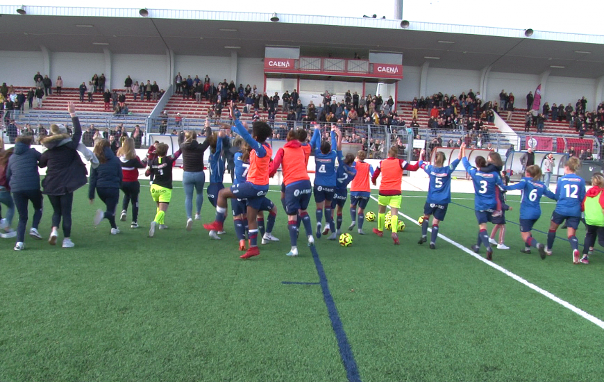 La joie de toute la section féminine du SM Caen après la qualification en 32ème de finale de la Coupe de France Féminine