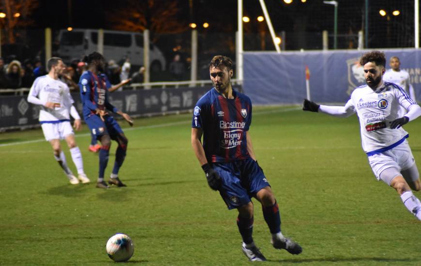 Bien servi par Azzeddine Toufiqui (ici en photo), Herman Moussaki a inscrit le but victorieux Samedi soir lors de la victoire 1-0 face à Cherbourg