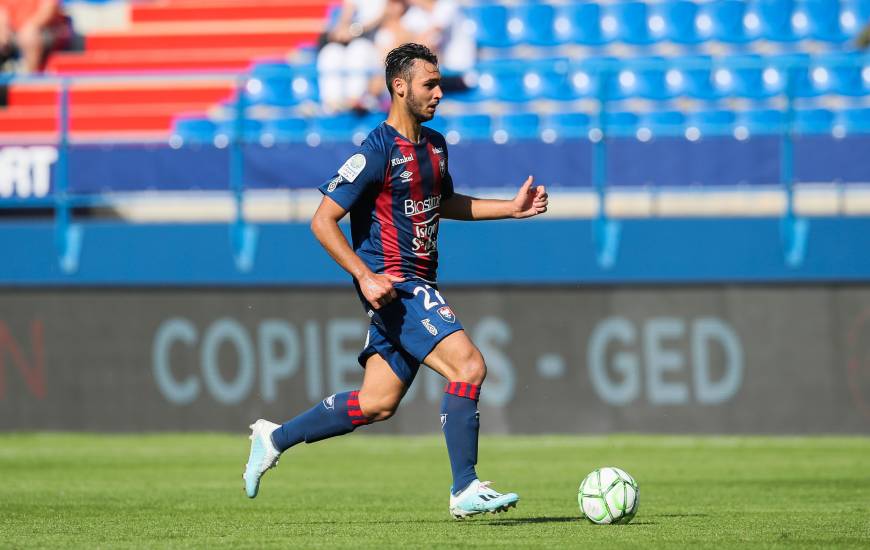 Absent du groupe depuis plusieurs semaines, Azzeddine Toufiqui fait son retour à l'occasion du 7e tour de la Coupe de France