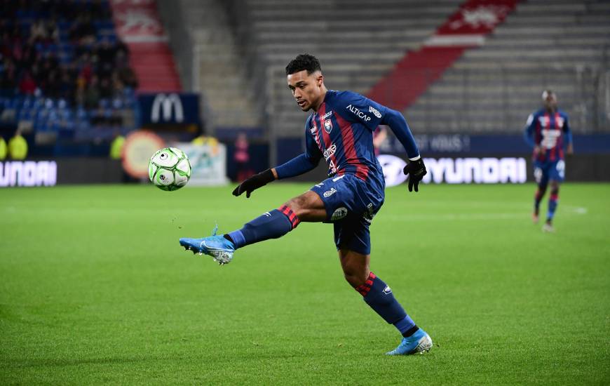 Yoël Armougom et les Caennais débuteront la phase retour lundi soir sur la pelouse du FC Lorient