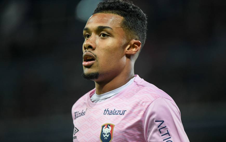 Lors du match SMC - VAFC, Yoël Armougom s'est illustré avec ce geste technique réalisé en début de seconde période