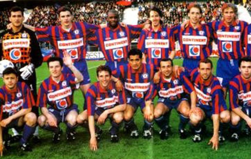 L'équipe du Stade Malherbe Caen championne de France de deuxième division en 1996
