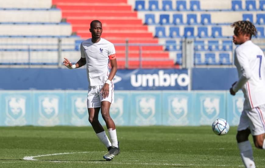 Jason Ngouabi a participé à l'intégralité de la rencontre avec l'Équipe de France U18 vendredi dernier