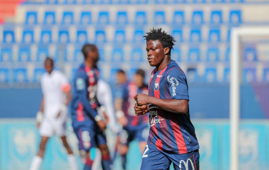 Aloys Fouda a fait très bonne impression ce matin face à l'Équipe de France U18 en match amical