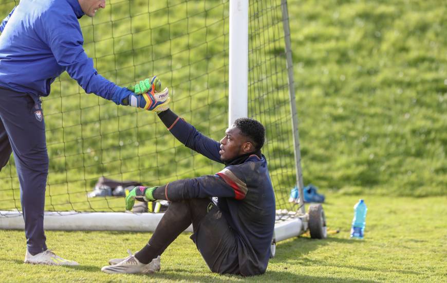 Éloigné des terrains depuis son malaise face au FC Chambly, Garissone Innocent vient de reprendre l'entraînement collectif avec le Stade Malherbe 