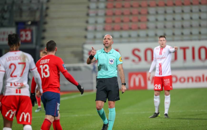 Bartolomeu Varela a arbitré les joueurs du Stade Malherbe Caen pour la dernière fois sur la pelouse de l'AS Nancy (1-0)