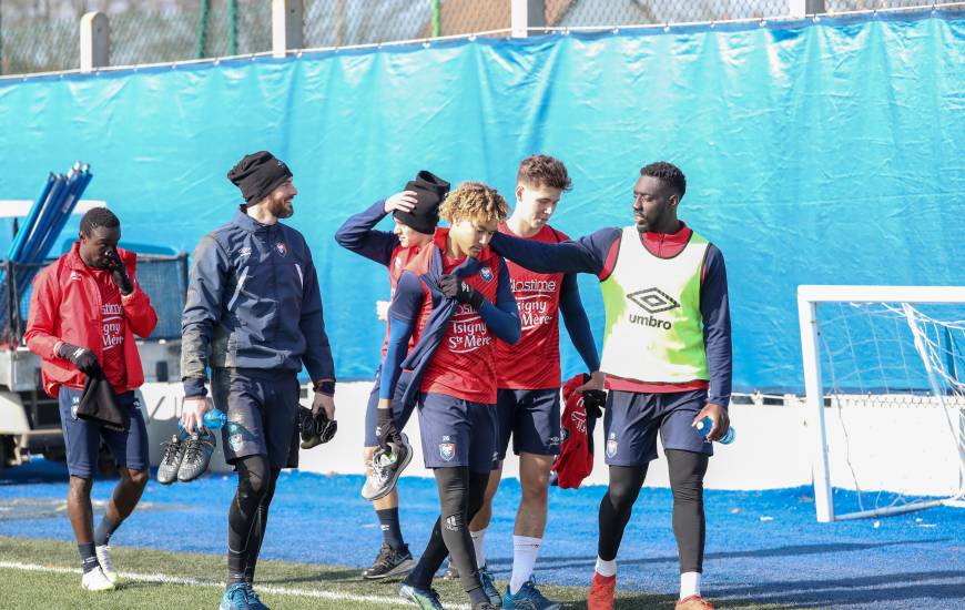 Les joueurs du Stade Malherbe Caen pourraient obtenir leur maintien en Ligue 2 BKT samedi soir face au Clermont Foot