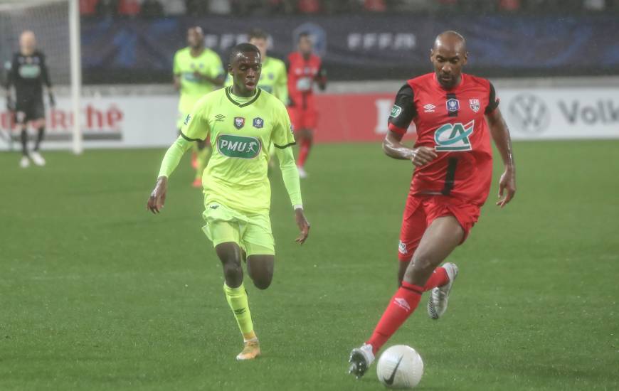 Godson Kyeremeh compte trois apparitions chez les professionnels, toutes en Coupe de France
