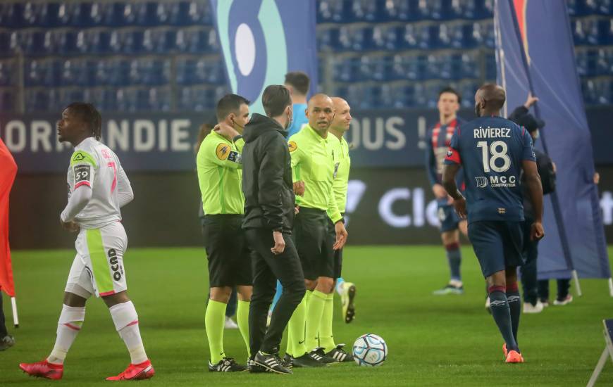 Gaël Angoula a évolé en Ligue 1 et en Ligue 2 notamment avec Angers et le SC Bastia