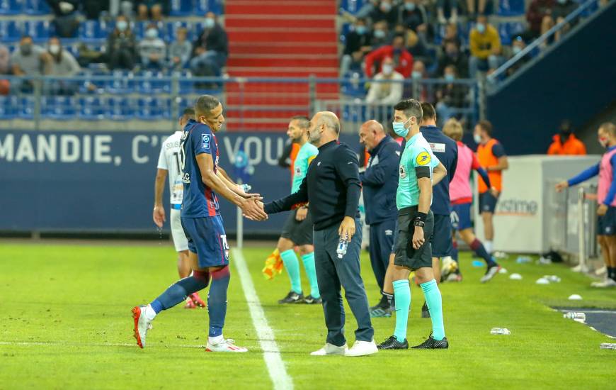 Yacine Bammou a dû quitté prématurément ses coéquipiers après son expulsion à 15 minutes de la fin du match