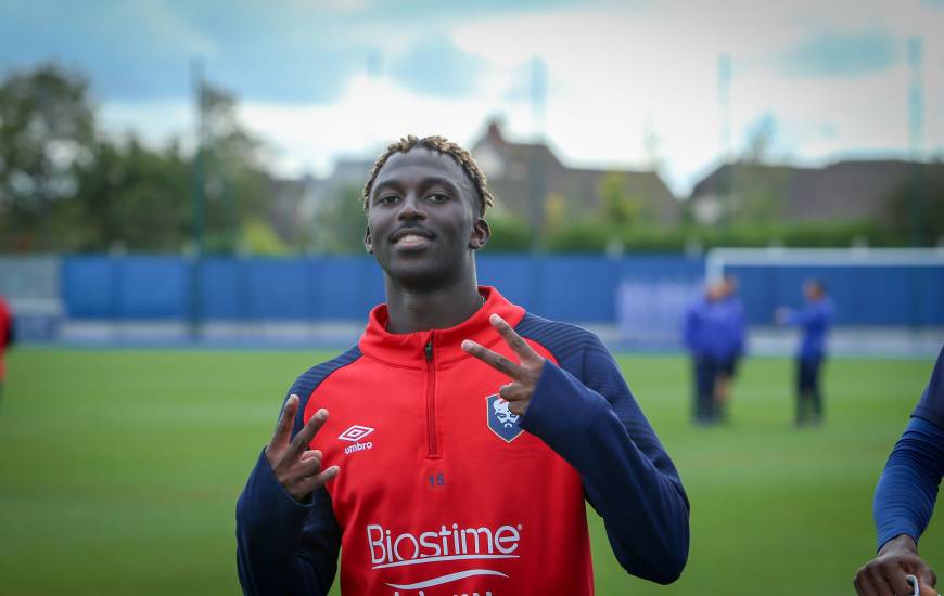 Éloigné des terrains pendants quelques temps, Aliou Traoré a pu reprendre l'entraînement collectif cette semaine 