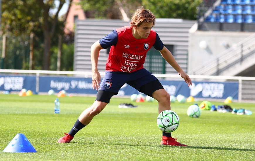 Loup Hervieu et les joueurs du Stade Malherbe Caen débutent leur préparation face au Paris FC