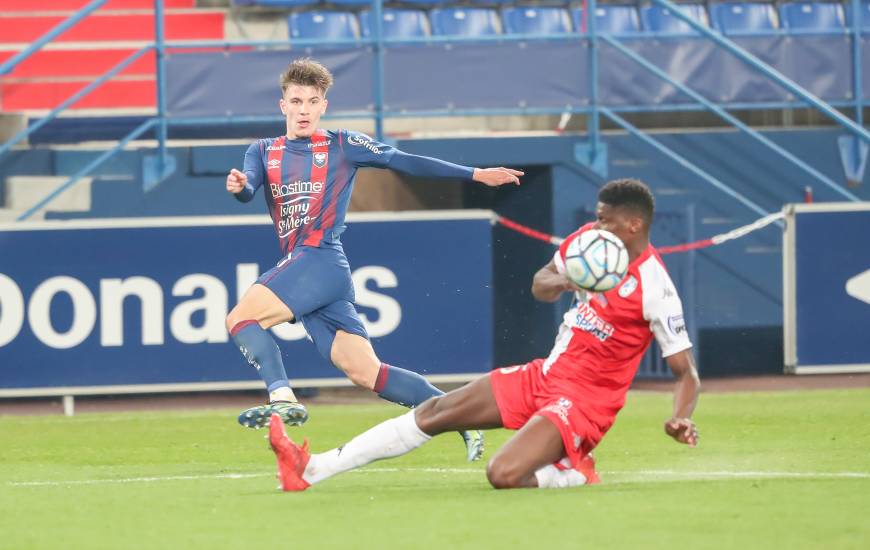 Joyeux Anniversaire Hugo Vandermersch Infos Match Billet Smc Informations Stade Malherbe De Caen Joyeux Anniversaire Hugo Vandermersch Infos Match Billet Smc Informations Stade Malherbe De Caen