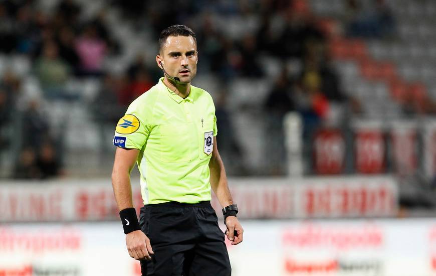 Romain Lissorgue était l'arbitre lors de la qualification face à l'ASI Mûrs-Érigné en Coupe de France la saison dernière 