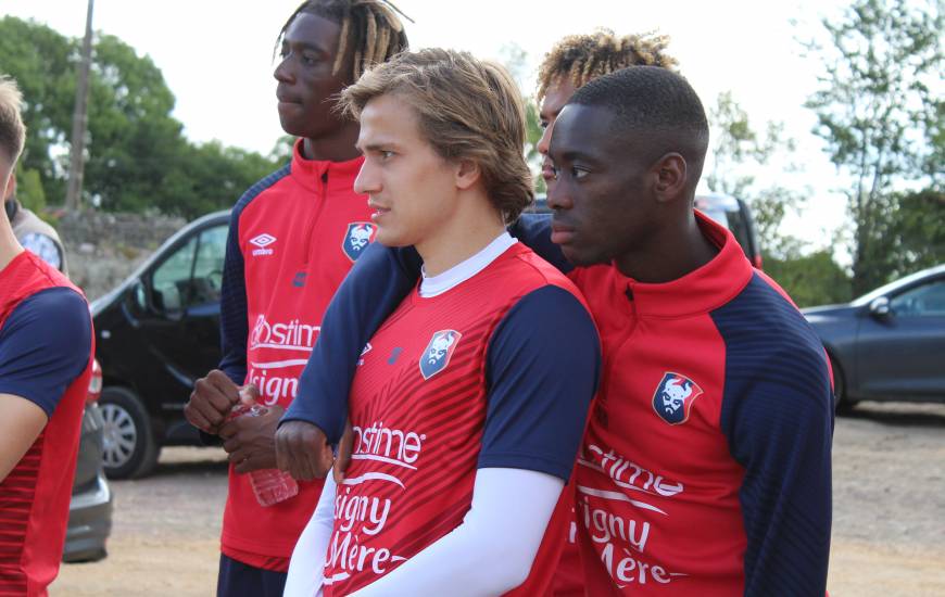 Les joueurs du Stade Malherbe Caen ont participé à une journée de cohésion dans une ferme et à Utah Beach