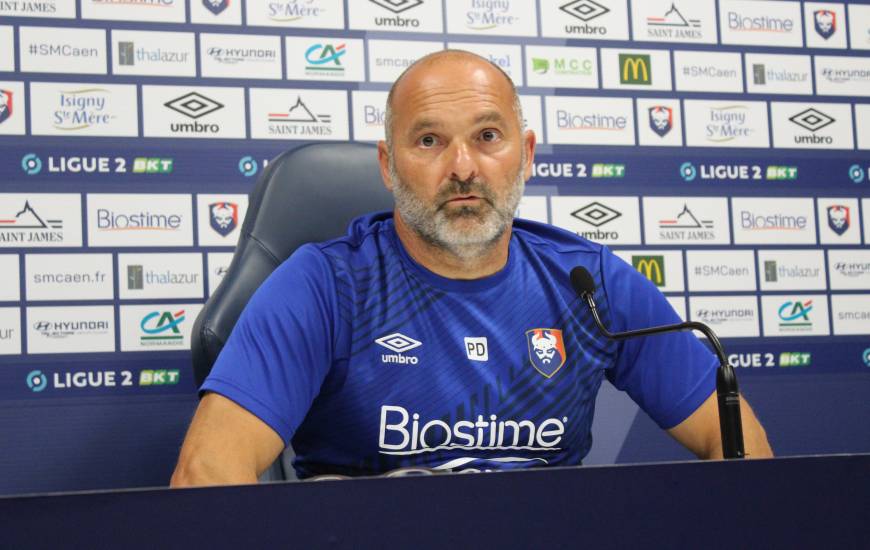 Pascal Dupraz et Adama Mbengue ont évoqué le déplacement au Paris FC ce vendredi midi devant la presse