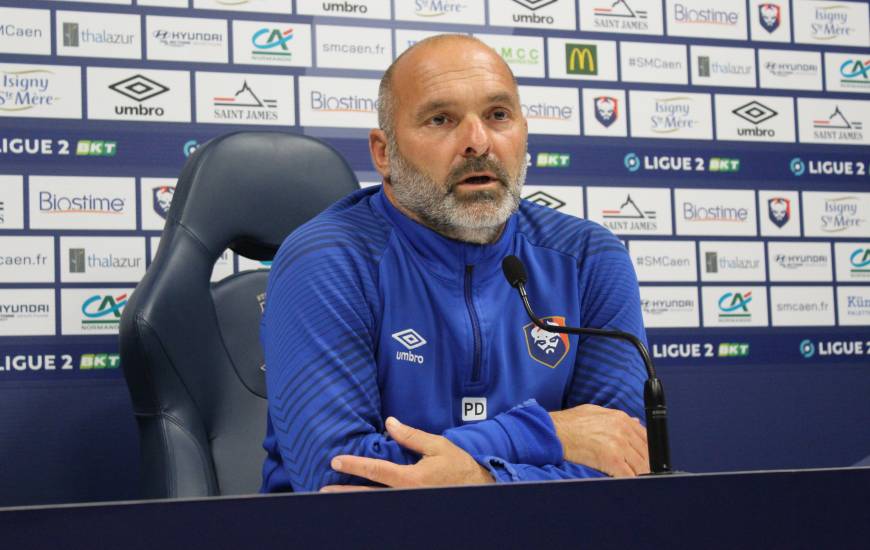 Pascal Dupraz a évoqué en conférence de presse le plaisir qu'il prenait à coacher le Stade Malherbe au quotidien