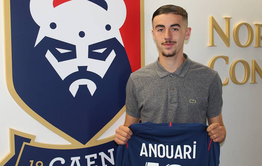 Arrivé à l'âge de dix ans au Stade Malherbe Caen, Naël Anouari est désormais lié avec le club jusqu'en 2023