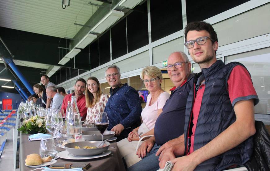 Christophe Künkel fêtait son anniversaire en salon des étoiles à l'occasion de la réception du FC Chambly