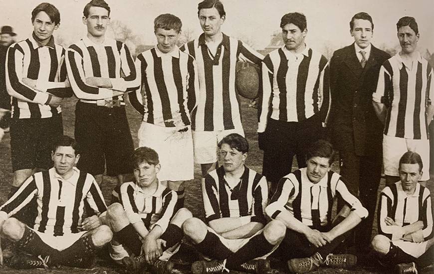 Match du 22 janvier 1914 disputé par les futurs joueurs du Stade Malherbe Caen dans le cadre d'un match universitaire