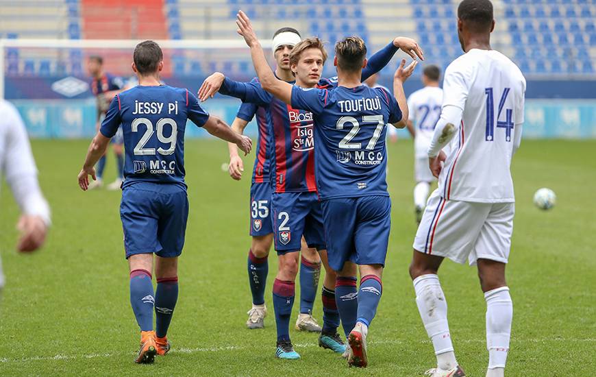 Azzeddine Toufiqui a permis au Stade Malherbe Caen de revenir au score en fin de rencontre face à l'Équipe de France U18