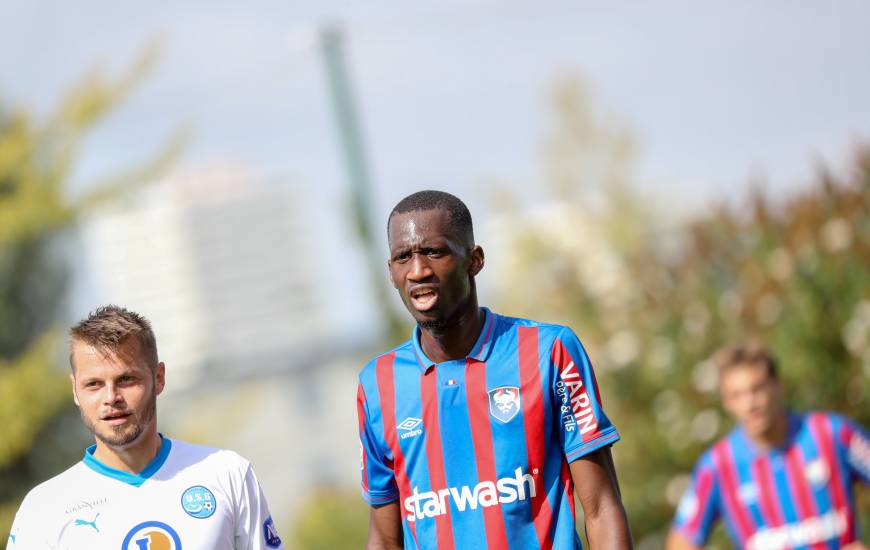 Jason Ngouabi pourrait disputer son premier match ce week-end lors de la réception du Mans FC 