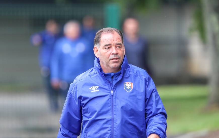 Stéphane Moulin et son staff ont pu diriger ce vendredi matin leur première séance à la tête du Stade Malherbe Caen