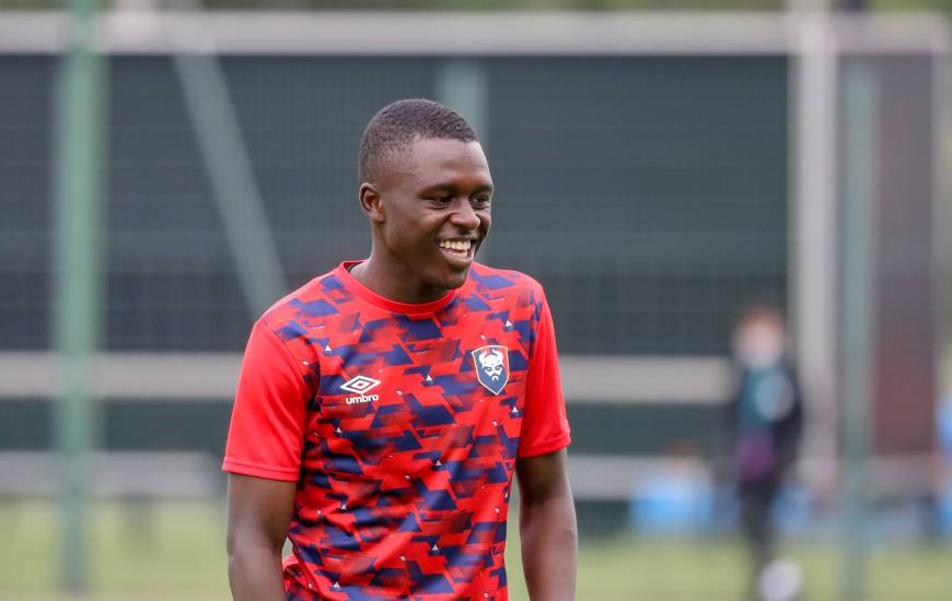 Arrivé de Suède en 2019, Zeidane Inoussa vient de signer son premier contrat professionnel avec le Stade Malherbe