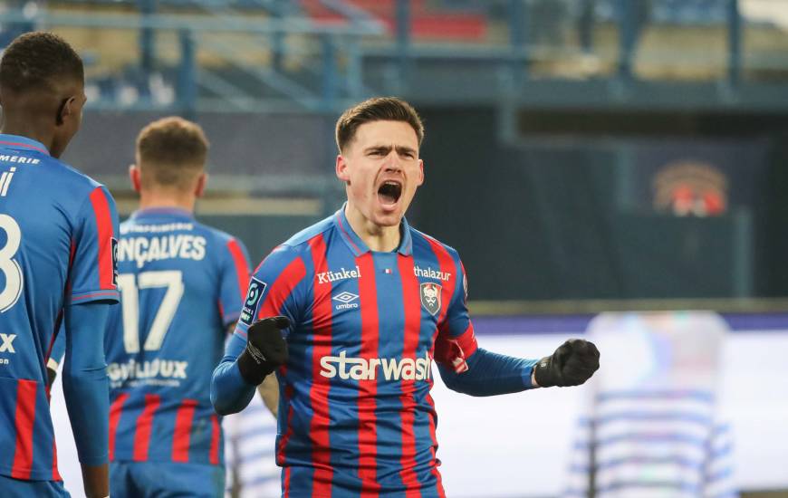 Jessy Deminguet a inscrit un but sublime en toute fin de rencontre pour donner deux buts d'avance aux Caennais