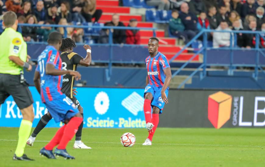 Ibrahim Cissé fait partie des trois joueurs en lice pour le trophée du joueur du mois Künkel