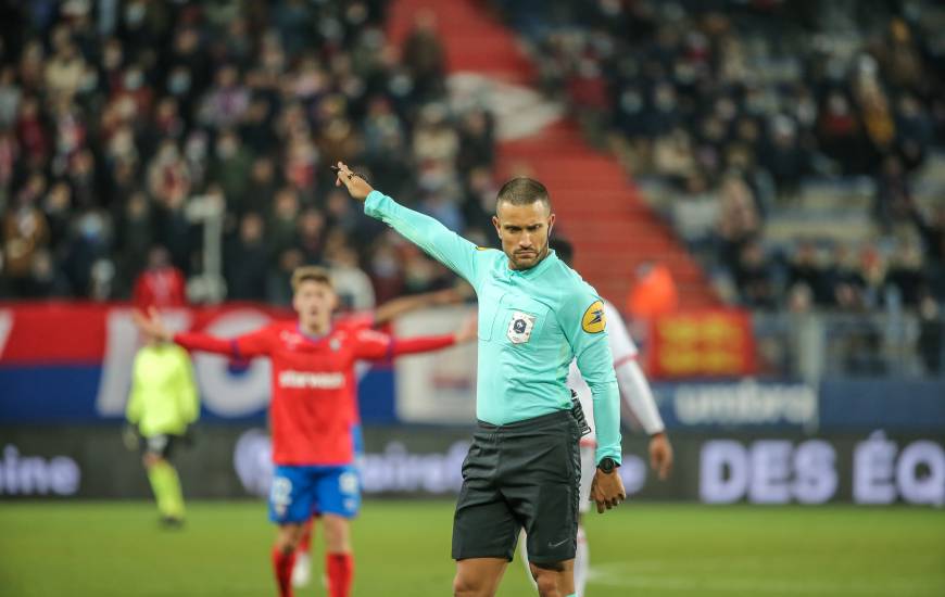 Mathieu Vernice avait arbitré le Stade Malherbe Caen lors de la victoire face à l'En Avant Guingamp