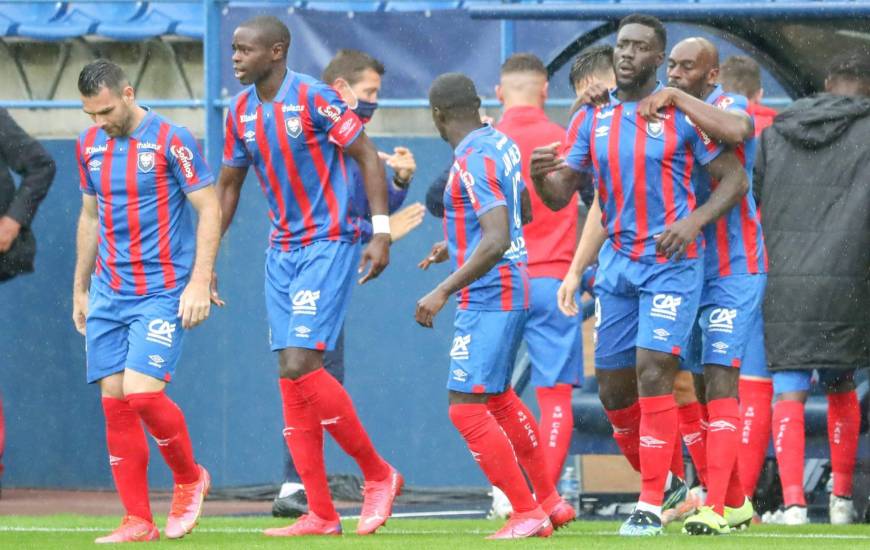 Prince Oniangué, Yoann Court et Alexandre Mendy sont en lice pour le trophée du joueur du mois Künkel