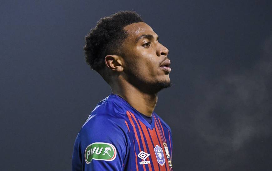 Younn Zahary aura disputé 17 matchs en professionnel sous les couleurs du Stade Malherbe Caen