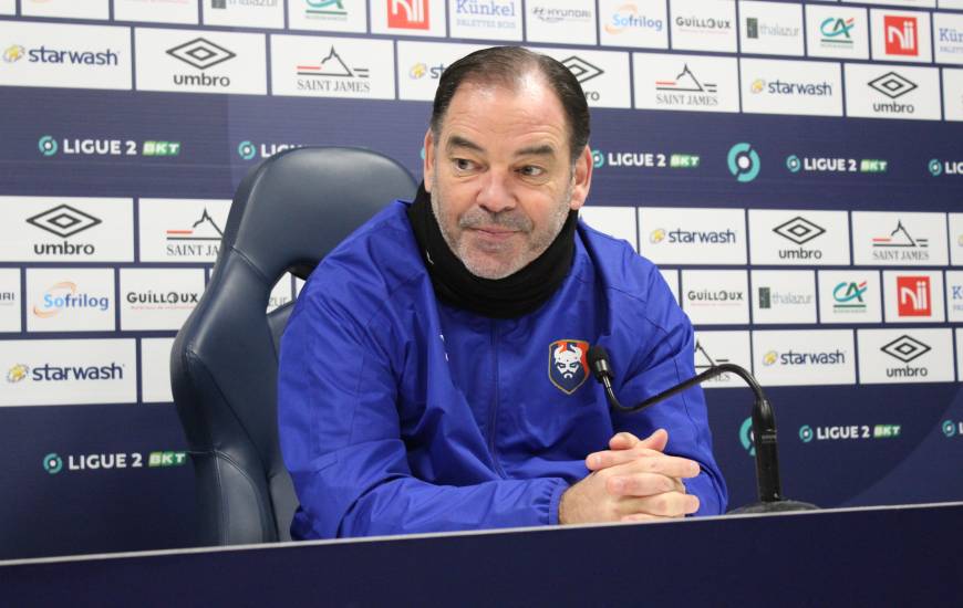 Stéphane Moulin et les Caennais débuteront l'année 2022 sur la pelouse du FC Sochaux samedi soir
