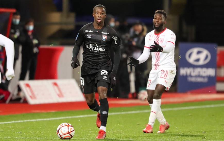 Lamine Sy a fait ses débuts en professionnels samedi soir face à Nancy