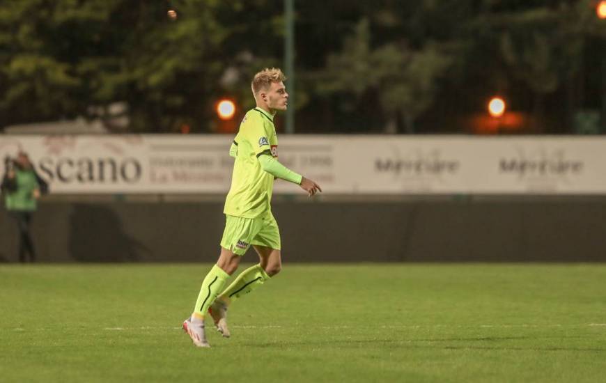 Au club depuis l'âge de 12 ans, Robin Legendre a fait ses débuts en professionnels samedi soir face à Dinan-Léhon