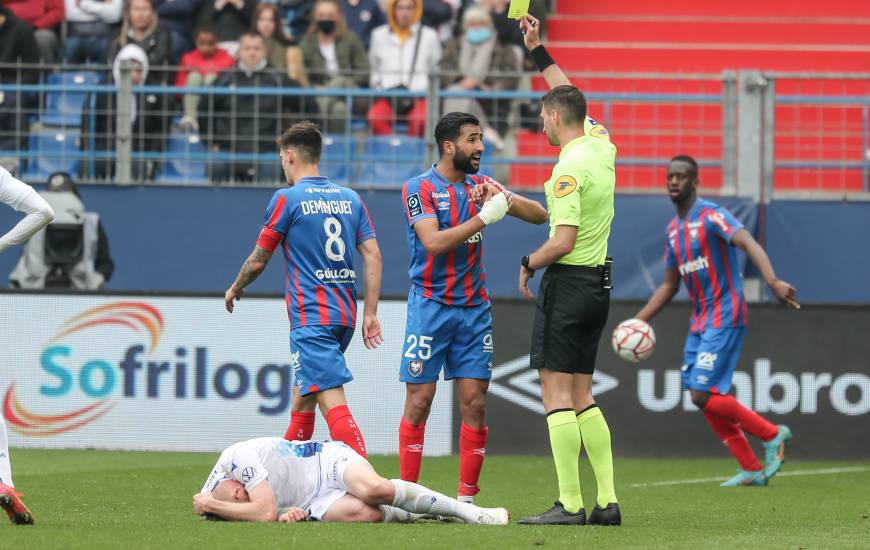 Pierre Legat avait arbitré le Stade Malherbe Caen lors de la réception de l'AJ Auxerre la saison dernière