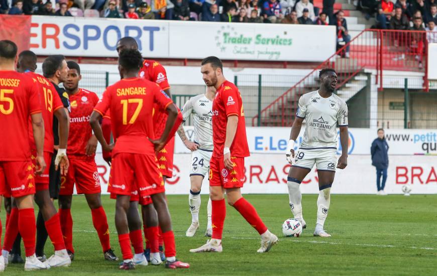 Alexandre Mendy a réduit le score sur penalty hier soir sur la pelouse de QRM