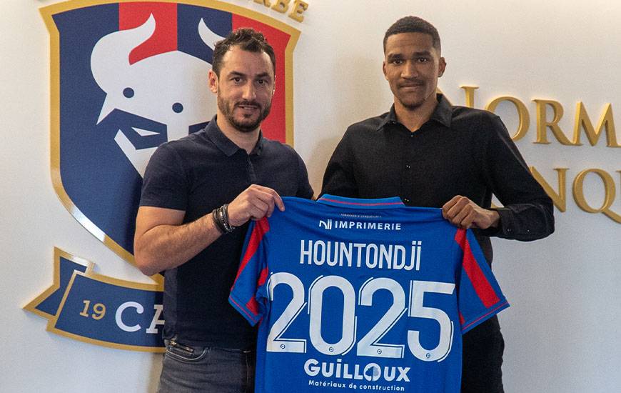 Le jeune attaquant du Stade Malherbe Caen a prolongé jusqu'en 2025 avec le Stade Malherbe