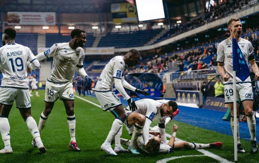 La joie des Caennais après le but victorieux de Bilal Brahimi en toute fin de match