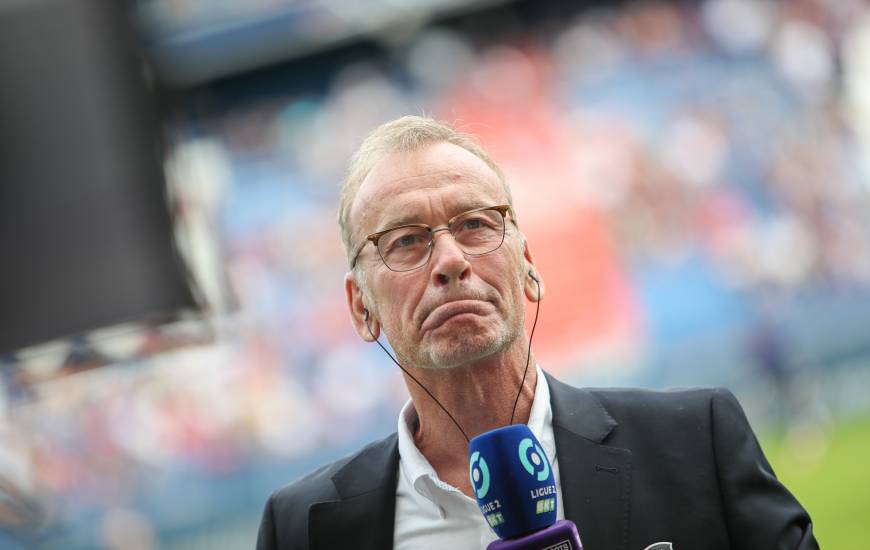Jean-Marc Furlan retrouvera son ancien club demain après-midi au stade Michel d'Ornano