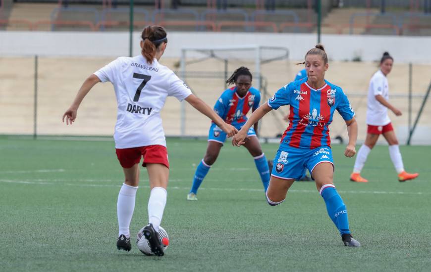 Les féminines du Stade Malherbe Caen affrontent la Croix Blanche d'Angers à Venoix dimanche après-midi