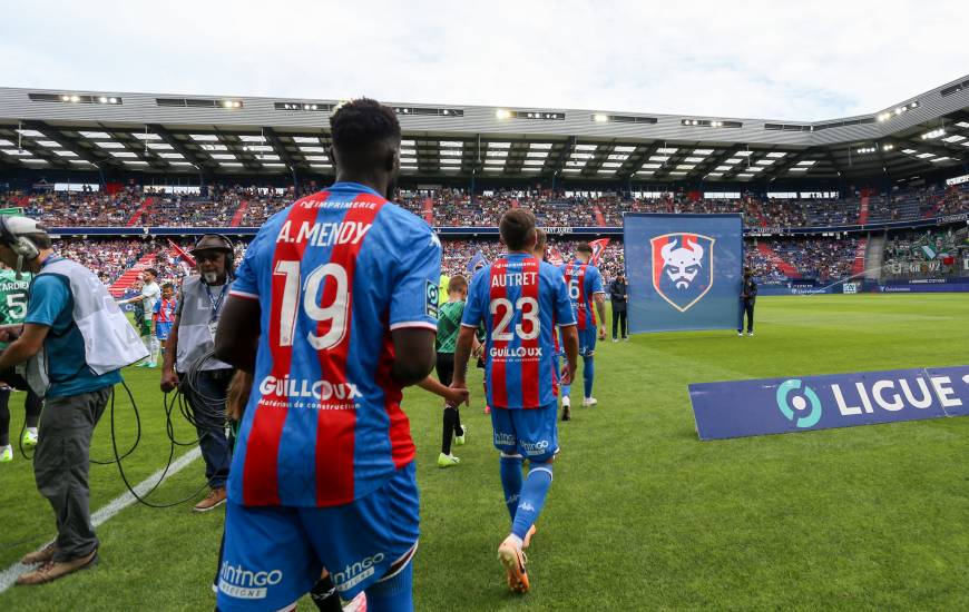 Le SM Caen aura fort à faire face au GF38 demain soir, seule équipe encore invaincue en Ligue 2 BKT