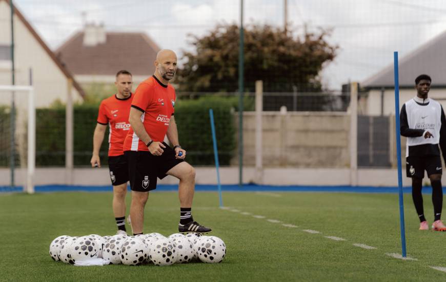 Maxime d'Ornano dirigera demain soir son premier match officiel à la tête du Stade Malherbe Caen
