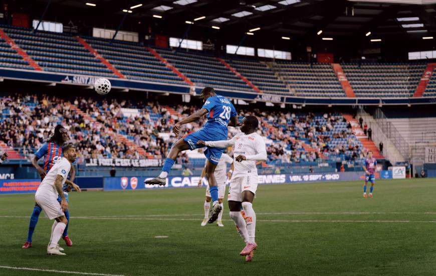 Souleymane Sagnan a eu l'occasion d'ouvrir le score en seconde période sur cette tête
